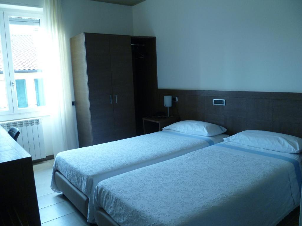 Albergo Sole Марьяно-Коменсе Номер фото